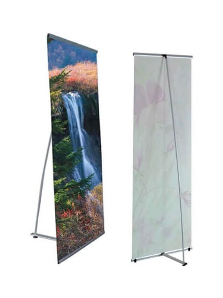 Photo de la structure fixe L Bannière pour les kiosques d'expositions de Production JG